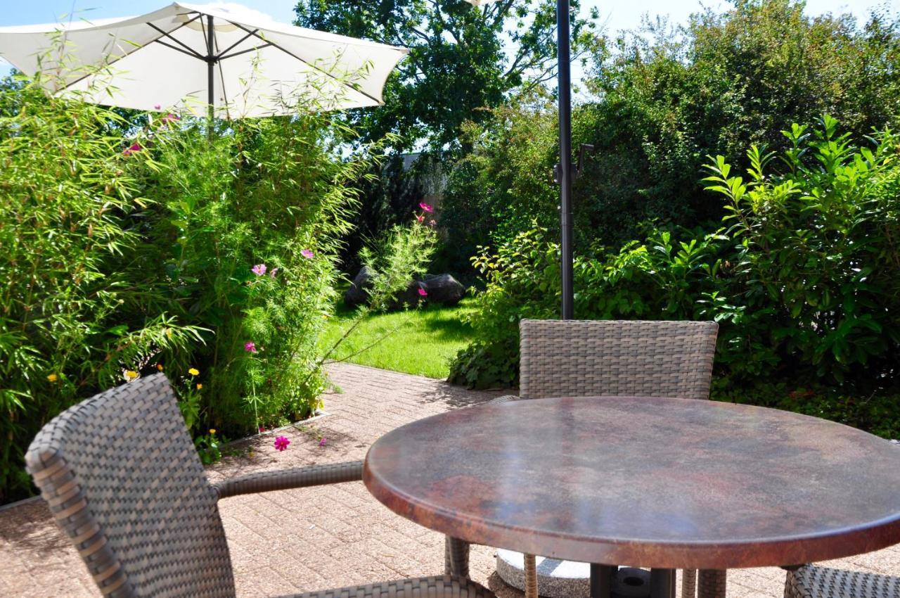 Ferienhaus Pension Sonnenblume Elmenhorst/Lichtenhagen Exteriör bild